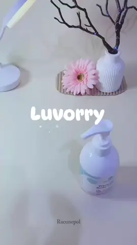 GA SERU !!!  GAMAU KERACUNAN SENDIRIAN. KALIAN WAJIB COBAIN SENDIRI !! 🥰🥰🕊🐾 parah bgt emg kalo ada produk sebagus ini buat nyerahin tp ga dicobain. buruan samaan yuk 🥰 #luvorry @luvorry_official #fyppppppppppppppppppppppp #bodylotionviral #whitening 