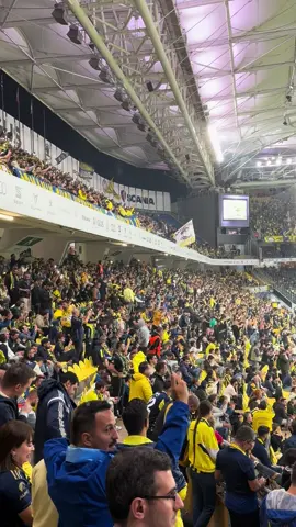 #güllü #fenerbahce #kadıköy #şükrüsaraçoğlu #şampiyonfenerbahçe 