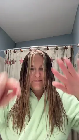 ✨ “I disappeared last week 👀 … but I’m BACK tomorrow at 6:30pm MT (and with some fun pop-ins 🤣). Let’s just say something major happened behind the scenes — and I’ve been leaning HARD on my Bondi Q line + Barrier Booster to keep my hair and skin glowing through it all. ✨ This glow isn’t just luck — it’s MONAT. Barrier locked. Hydration maxed. Confidence boosted.  My hair is looking and feeling so much stronger! Loving this new line so much!? #finehair #glassskinroutine #matureskin 