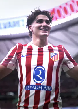 Julian Alvarez owns real madrid || #julianalvarez #laaraña #atleticodemadrid #futbol⚽️ #argentina 