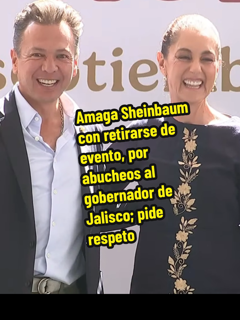 Si están esos gritos, mejor nos vamos, advirtió la presidenta @Claudia Sheinbaum Pardo ante los abucheos al gobernador de Jalisco @Pablo Lemus Navarro al inicio del acto por el informe en Zapopan #Noticias #Jalisco #claudiasheimbaum #Zapopan #noticiasrru 