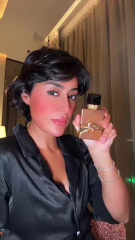 نتجهز على السريع💗✨ @YSL Beauty Libre Vanille Couture🤍 #fragrance #vanillaperfume #makeup #libre #partneredwithyslbeauty