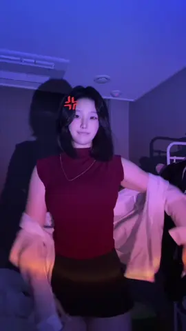 진지하게 짬파 진짜 왜 하는거임…? #추천 #에이설마해시태그하나했는데추천띄워주겠어 #여고생 #교복 #짬파