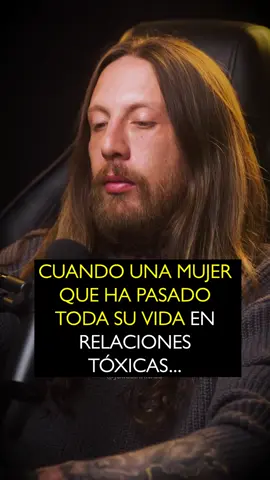 Cuando una mujer ha pasado por relaciones tóxicas, se asombra de que la traten bien.  #relacióntoxica #hombre #mujer#amorpropio #parejas