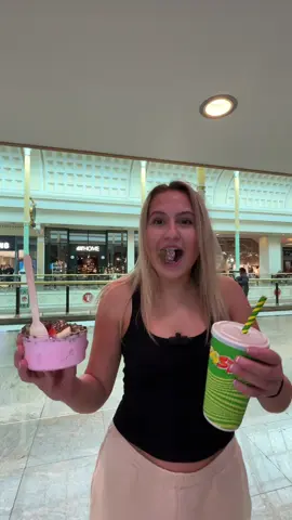 When a regular comes in and you already know their order🤭✨💅🏼 #smoothiebowl #BoostJuice #smoothie #fruit #proteinball 