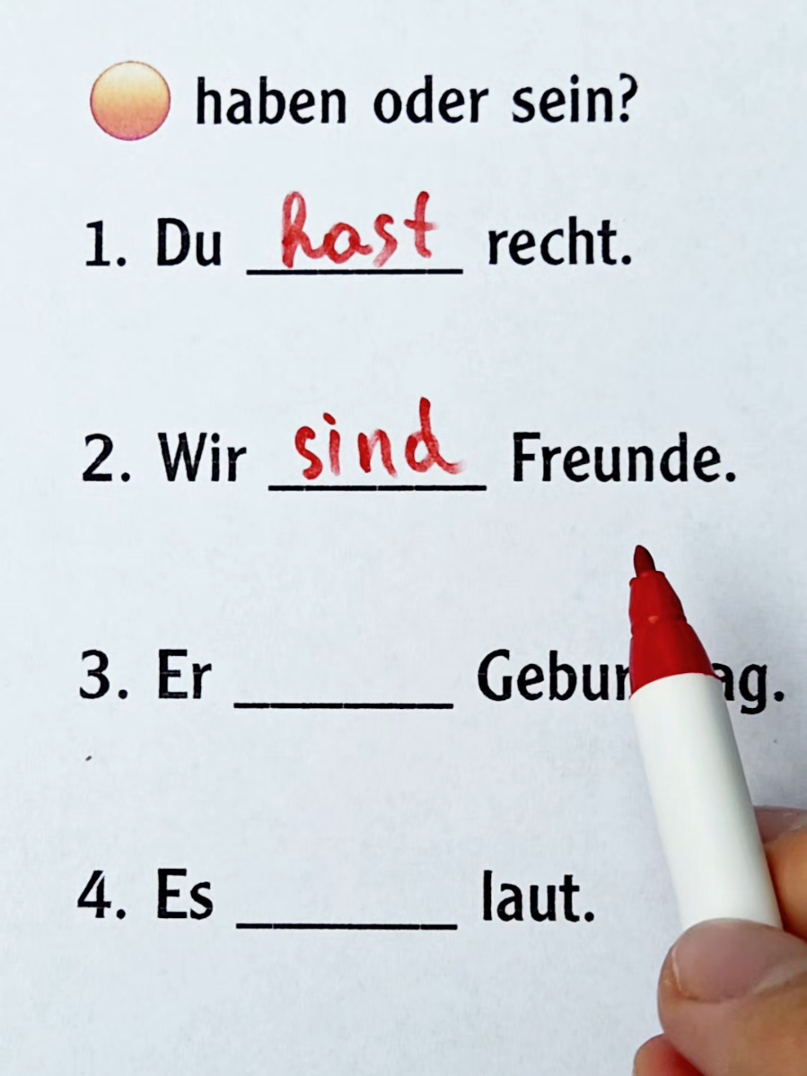 🔴 Haben oder Sein? 🤓 Lerne, das richtige Verb zu wählen! Einfache Sätze zum Üben ✍️ Teste dich selbst und wiederhole die Grammatik. #Deutschlernen #Grammatik  #A1Deutsch #sprachelernen #grammatiklernen 