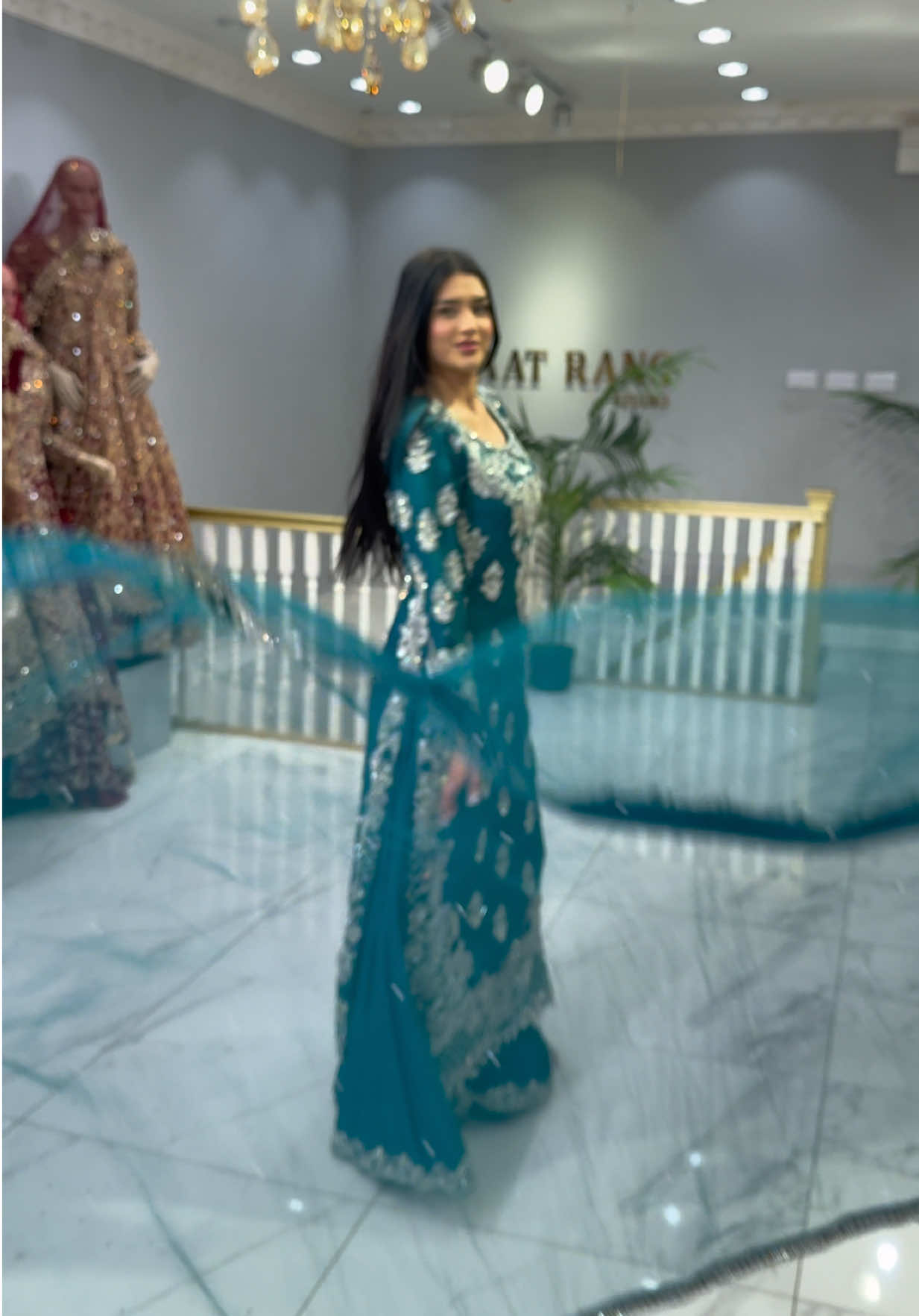 MOST BEAUTIFUL LONG KAMEEZ WITH SHARARA BY 7AATRANG BRIDAL👀🤌🏻❤️#7aatrang #million #fyp #viral #bridal 