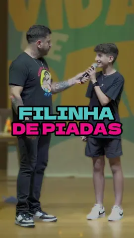 Lá ele, Raimundo.