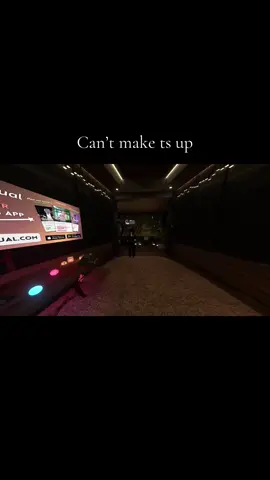 in public… #vrchat #trending #viral #fyp #foryoupage 