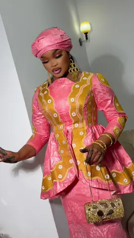 C’est bon ? Ou on continue ?? 😹♥️♥️♥️🔥🔥🔥#tiktokcotedivoire🇨🇮 #makeup #bouake225🇨🇮 #fly #pourtoii 