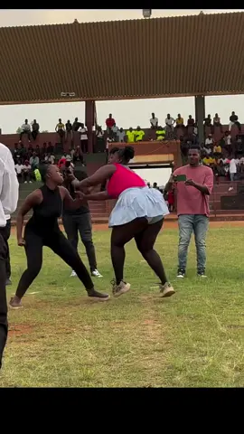 sherento vs gaga, culture sport