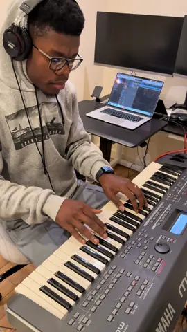Free style #uktiktok #ghanatiktok🇬🇭 #piano #gospeltrend #treanding @Sandy Asare @Asare Mix 