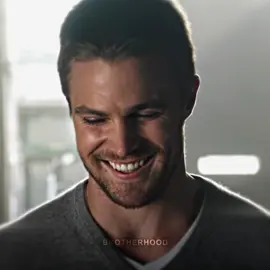 The Hood or Green Arrow? #greenarrow #arrow #oliverqueen #fyp #viral 