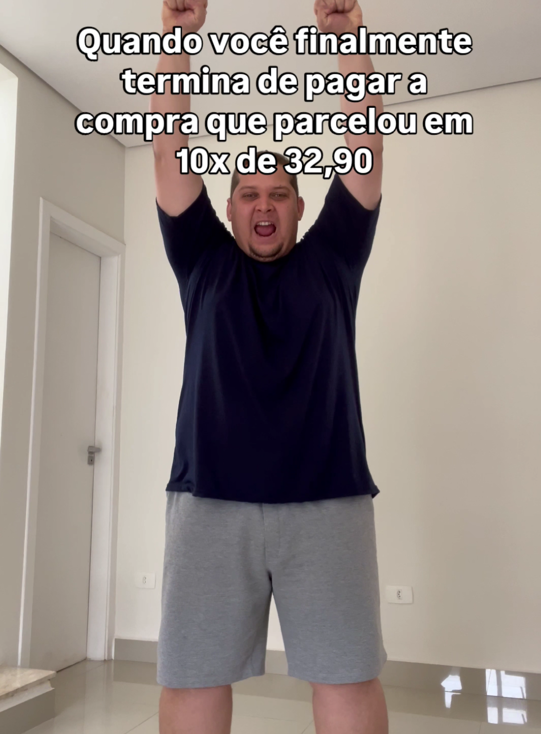 Finalmente terminei de pagar 😅 . . . #fyd #comprar  #humor #dividas #compras 
