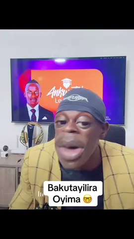 Omusomesa waffe tumuwe ku matu 