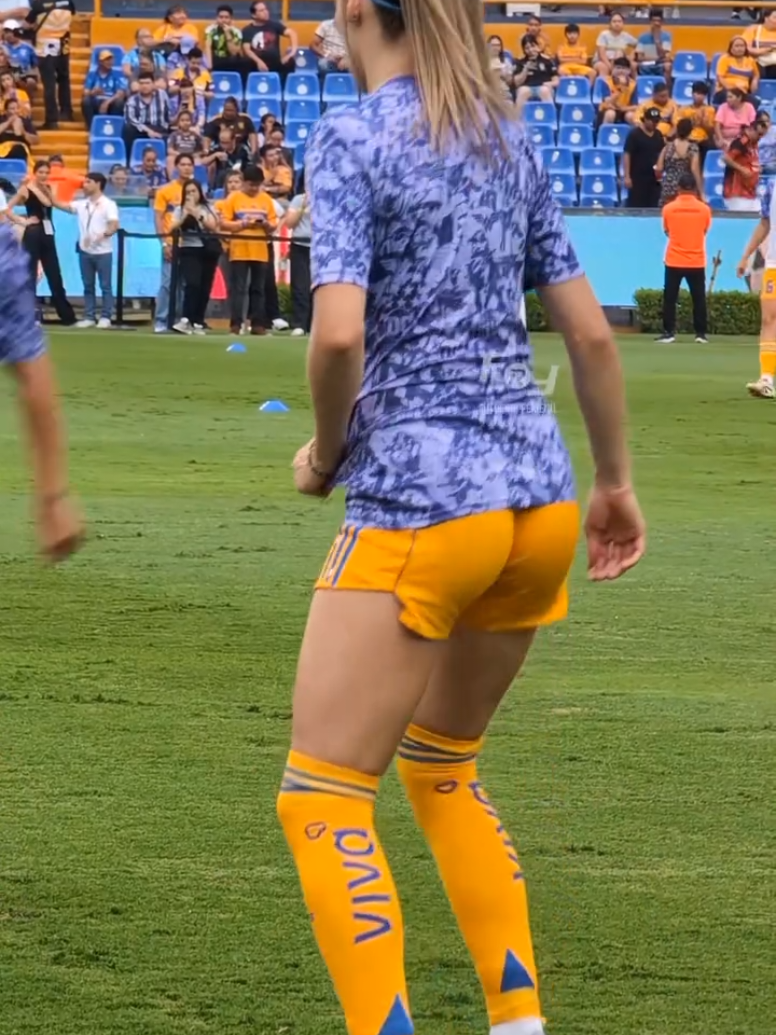 #tatianaflores #tigresfemenil 