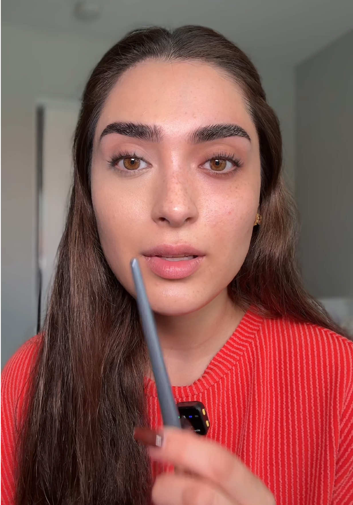 te cubre hasta los pecados créeme 😂 yo uso el tono almond @Too Faced #toofaced #bornthisway #concealer #makeup #tiktokshop 