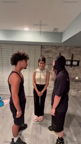 Esto es igualdad 👨🏿‍🎤👩🏻‍🎤👨🏻‍🎤 #hermanos #igualdaddegenero #igualdad #sister #viral 