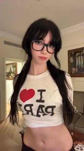 :3