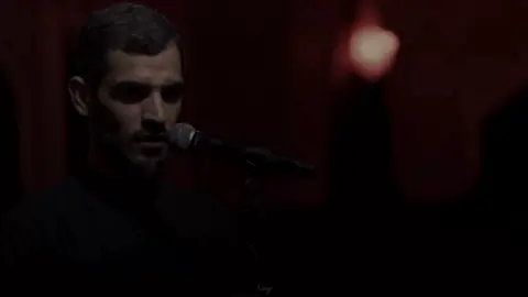 وَقل لي إن الموت فقد الأحبّة | محمد الحرزي #محمد_الحرزي#أدرها_سمام_الكاس