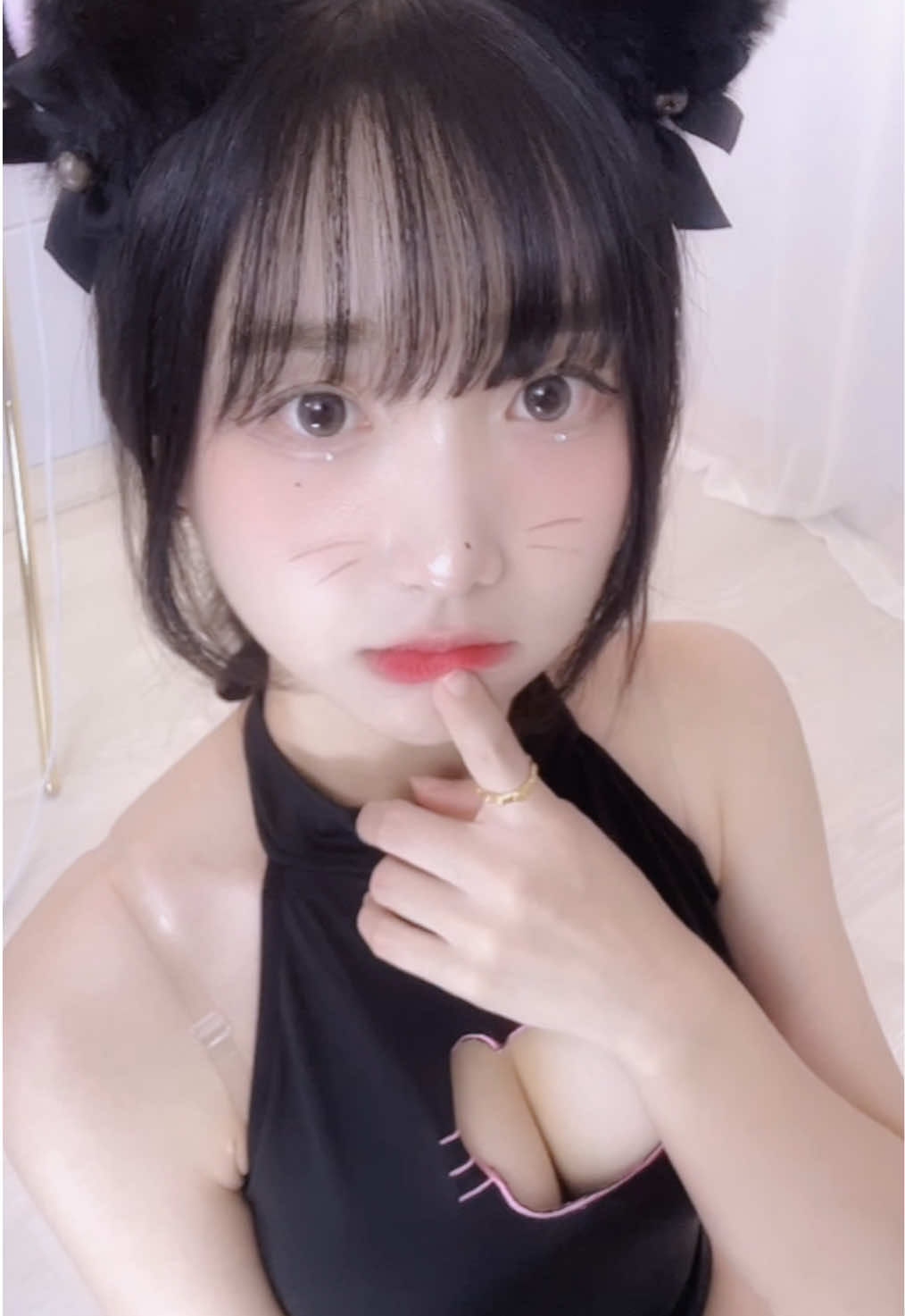응 ? 나 불러써 ?  #팔로우 감따합니다 
