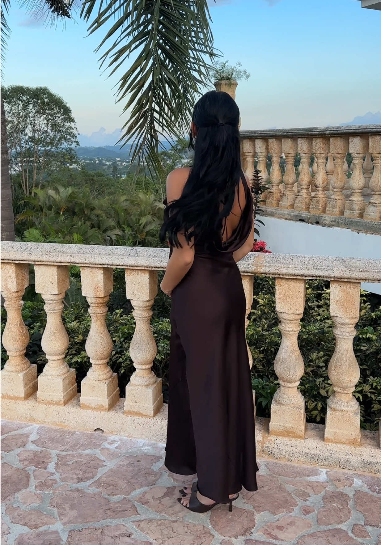 wedding guest bump fit 🤎 ( outfit links on my LTK ) 