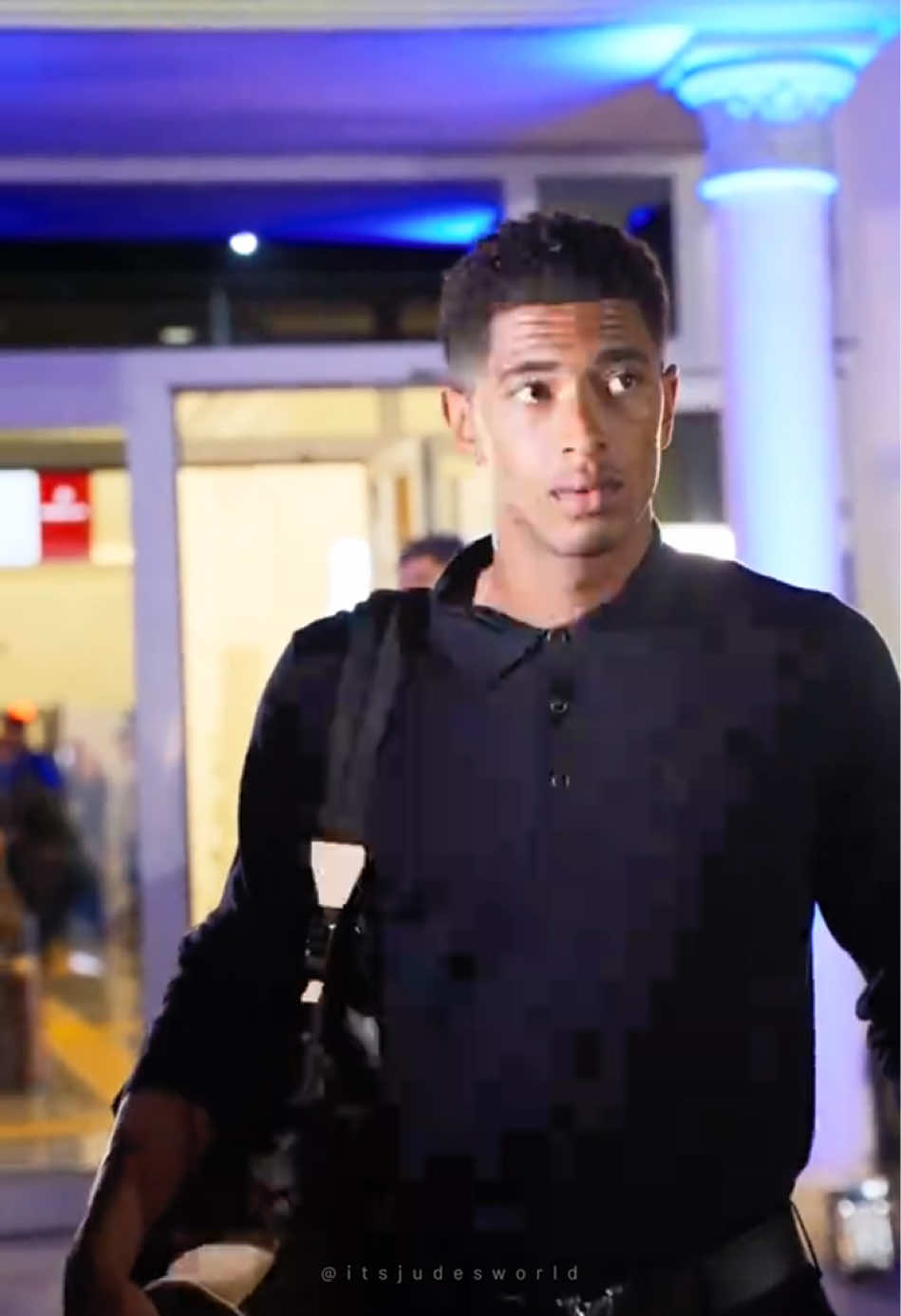 Jude’s arrival in Almaty, Kazakhstan 📍🇰🇿 #judebellingham #realmadrid #bellingham #fypシ゚ #judebellinghamedit   Jude Bellingham  🎥©️: alaairport, anuarsoft, ashimovatomiris, angeappeal, RMTV, ashimovatomiris 