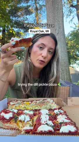 @Palazzo Di Pizza knows what’s good for the neighborhood. Have you had their new dill pickle pizza???? INSANE 🥒🍯🌶️🍕🍕🍕 #metrodetroit #metrodetroiteats #royaloak #michigan 