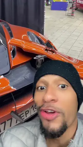 Olha o que ele fez com a mclaren #mclaren #mclaren720s #mclarensenna #mclarenp1 