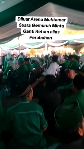Suara gemuruh minta ganti ketum atau perubahan...
