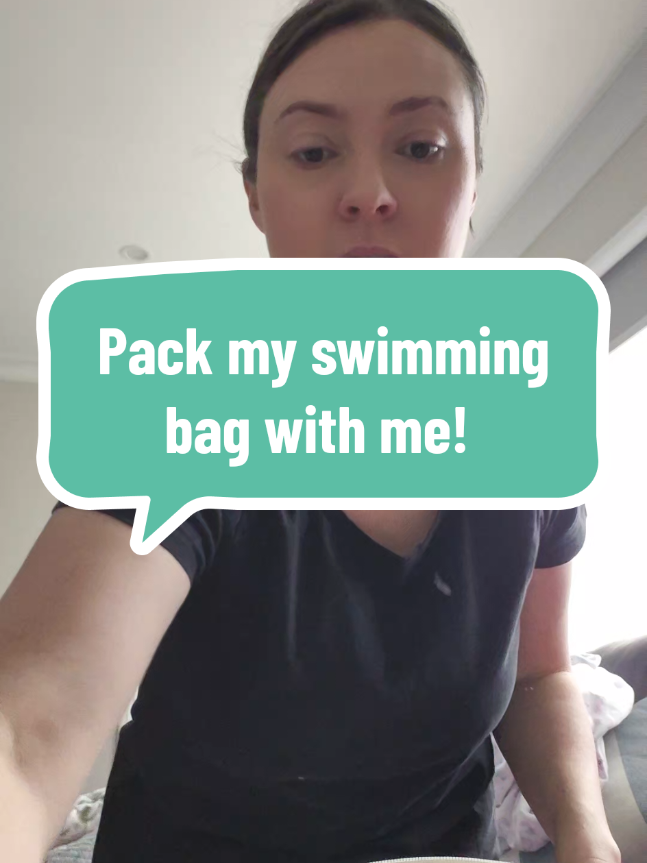 Swim Nappies and Wet Bags packed in the swimming bag for baby swimming lessons.  #swimnappies #wetbags #swimminglessons #baby #mums 