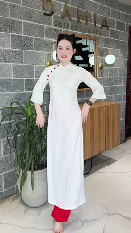 Bộ áo dài trắng #aodaicachtan #aodaicuoi #aodaidep #aodaitruyenthong 