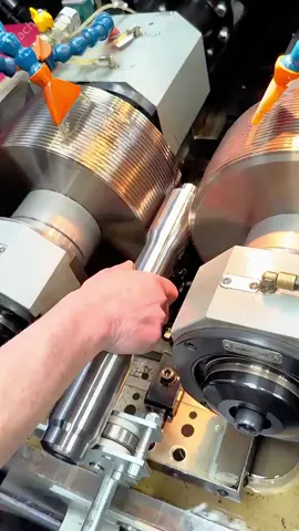 Threaded roller press machine, Thread rolling machine!#machine #foctory #cnc #lathe #tappingmachine 