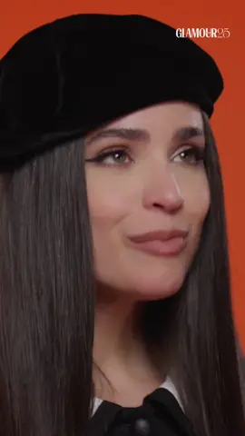 ¡Qué ternura! 🤩 Amamos este #GuiltyPleasure de #SofiaCarson...🧡
