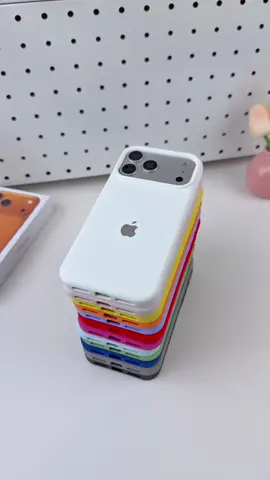 Silicone case for iPhone 17 serie #iphone17 #iphone17promax #phonecase #iphonecase #caseiphone #siliconecase #iphone #apple #case #fyp #foryou #somostel 