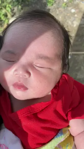 Masyaallah tabarakallah baby pink ounty, tumbuh besar jadi anak yg soleha ya sayang🌸💗 #babynewborn  #masyaallahtabarakkallah 