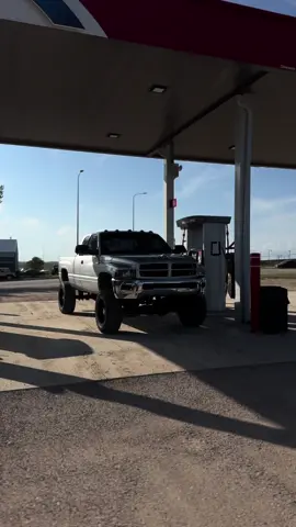 24s at 16 is peak #viral #trucksoftiktok #fypシ #trucksoftiktok #2ndgen 