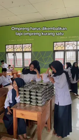 Nunggu princess mamam 🫠🫠 #fyp #pageforyou #mbg #sppg #lampung 