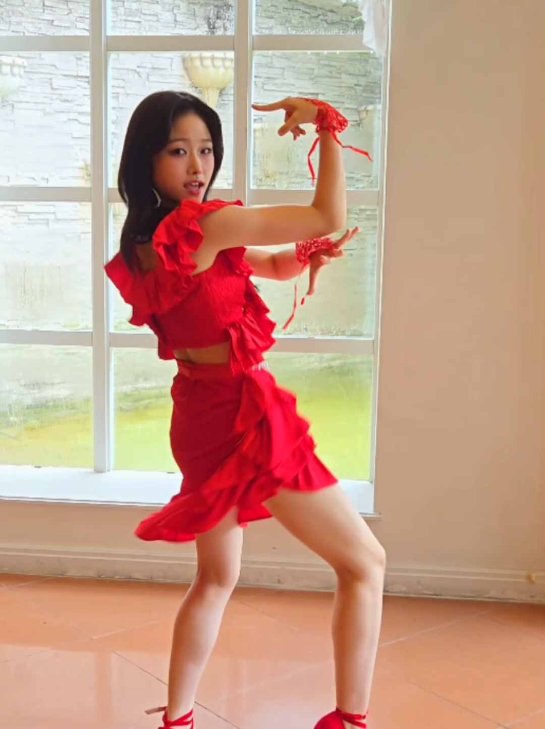 2025/10/8 Release 「四の五の言わず颯と別れてあげた/盛れ！ミ・アモーレ」 #juicejuice #盛れミアモーレ #遠藤彩加里  #helloproject 