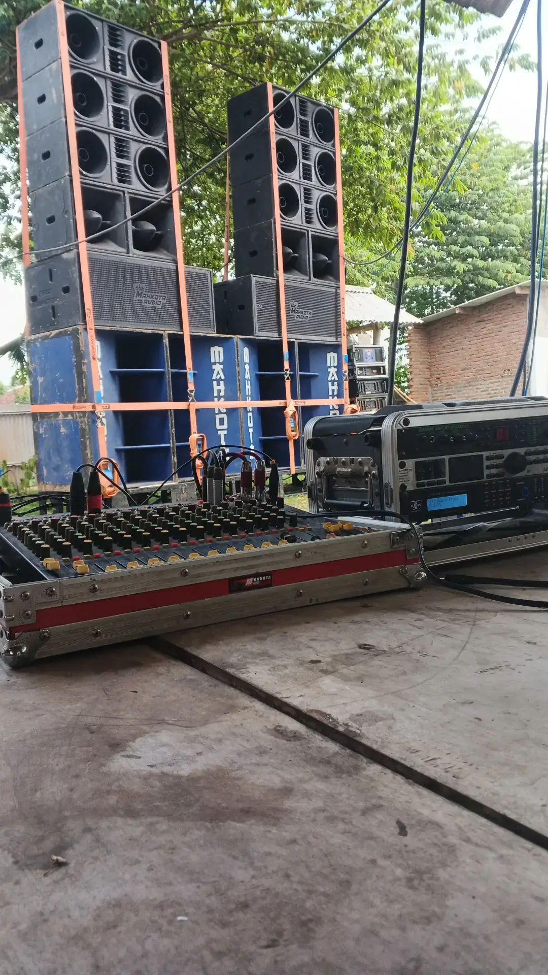 @MAHKOTA AUDIO BONDOWOSO 