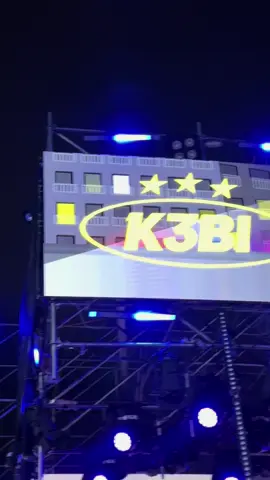 ar4h timur 🙌🏻 @Therealk3bi #k3bi #krazybrazy4life #krazybrazy #konser #crsl 