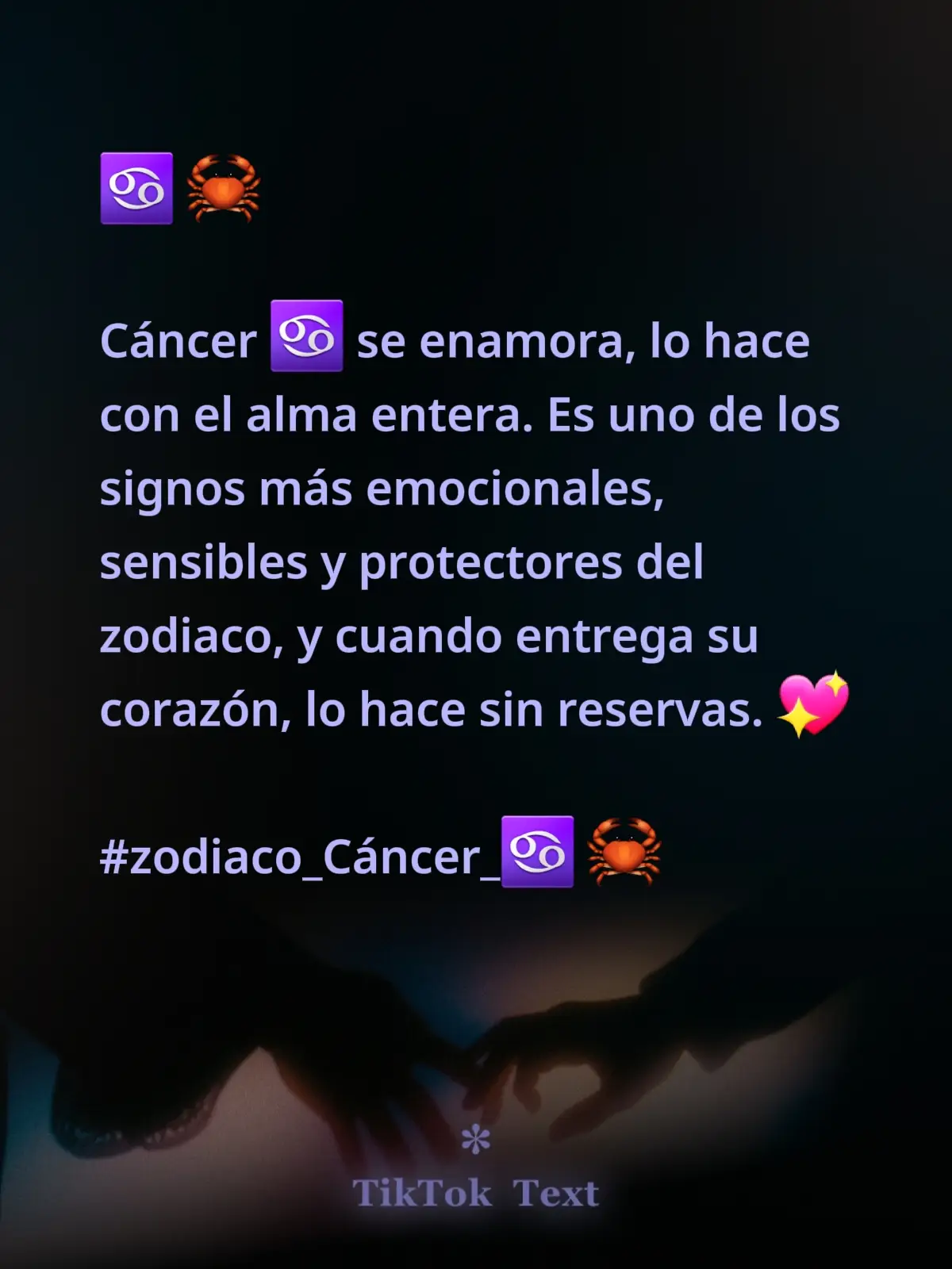 Cuando Cáncer ♋️ se enamora, lo hace con el alma entera. Es uno de los signos más emocionales, sensibles y protectores del zodiaco, y cuando entrega su corazón, lo hace sin reservas. 💖 Así es un Cáncer enamorado: 🌙 Amor profundo y genuino: No se enamora a medias. Sus sentimientos son intensos y sinceros; cuando ama, lo hace desde lo más hondo de su corazón. 🤍 Cariñoso y atento: Le encanta demostrar amor con abrazos, detalles y palabras dulces. Hará todo lo posible para que te sientas querido y valorado. 🏡 Protector y leal: Tiene un fuerte instinto de “cuidar” a la persona que ama. Querrá ser tu refugio, tu lugar seguro, y defenderá la relación con todo su ser. 🌊 Emocional y sensible: Sus emociones van muy ligadas al amor. Puede ser vulnerable, celoso o incluso un poco dramático, pero todo nace de lo mucho que siente. 💫 Romántico y soñador: Ama los gestos románticos, las conversaciones profundas y construir recuerdos juntos. Sueña con un amor que dure toda la vida. 🔥 Fiel y dedicado: Una vez que te elige, lo hará siempre desde la lealtad. No se rinde fácilmente y luchará por la relación, incluso en los momentos difíciles. ✨ En resumen, un Cáncer enamorado te amará con ternura, te cuidará como nadie y te hará sentir que su corazón es tu hogar. 🏠💗 🌊