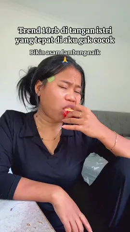 Dahlah adek bukan itsri yg tepat cari yg lain aja bang😩@Flota Natural Healthy 