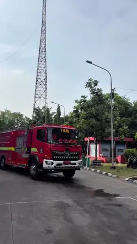tapi ini bukan tentang obat #drivermuda #damkarindonesia  #hino #fyp #viral 