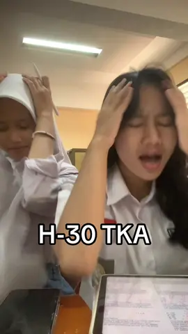 tolong selamatkan angkatan gelap ini #help#agit#stress @AHMAD SYAHRONI 