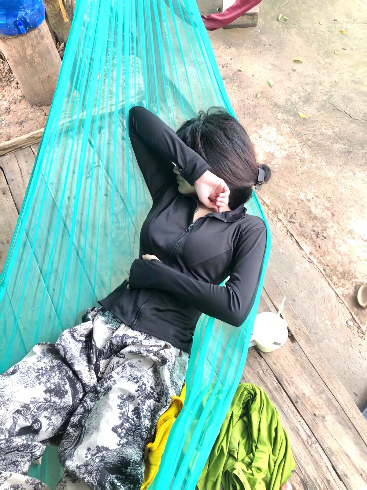 Giờ kh có nhà để ỡ luon