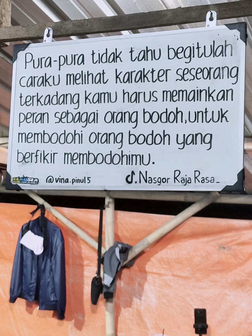 @vina.pinul5  Lokasi Nasi Goreng RAJARASA Etan Prapatan Ngumpul Balong Ponorogo  #quotes #jowostory #storyjowo #fyp #masukberanda #nasigorengrajarasa #ponorgo24jam #fyppppppppppppppppppppppp #jowopride #rombongannyeni #sampitak 
