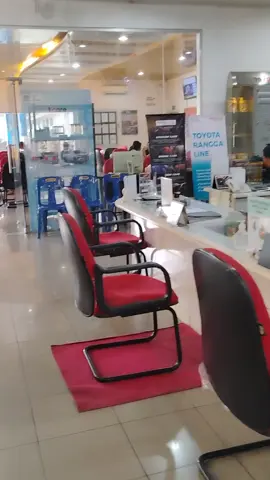 #salestoyota #toyotasiantar #bengkelresmitoyota #olitmo 