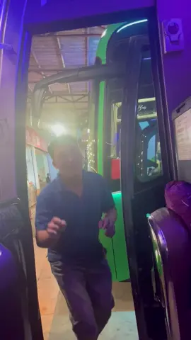 Quản ca điểm dừng chân Kỳ Duyên, Vân Hồ - Sơn La😂 quá quen thuộc với ace thường xuyên đi lại bằng xe khách #fyg #mocchau #xekhachsonla 