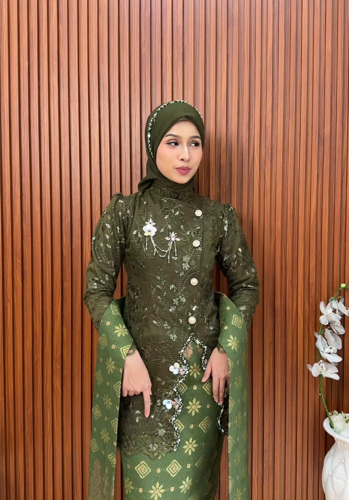 #kebaya #kebayamodern #kebayawisuda #kebayalamaran #bajuwisuda 